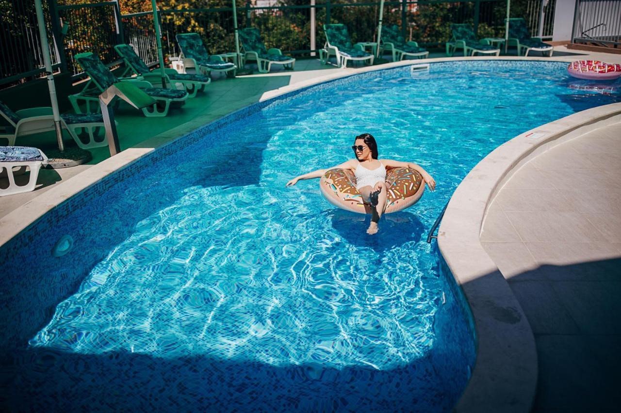 Freya Spa Apartments Ni Εξωτερικό φωτογραφία